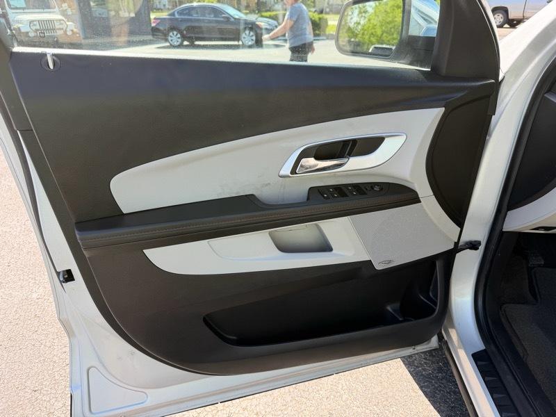 Chevrolet Equinox LTZ FWD 2010