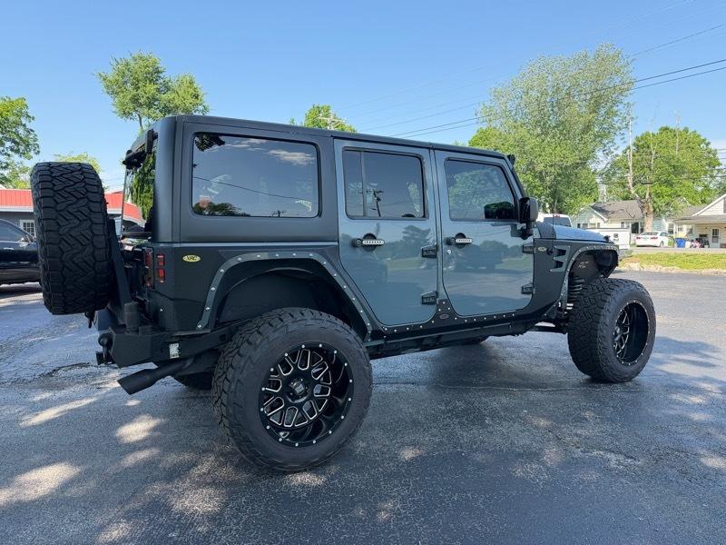 Jeep Wrangler Unlimited Sahara 4WD 2015
