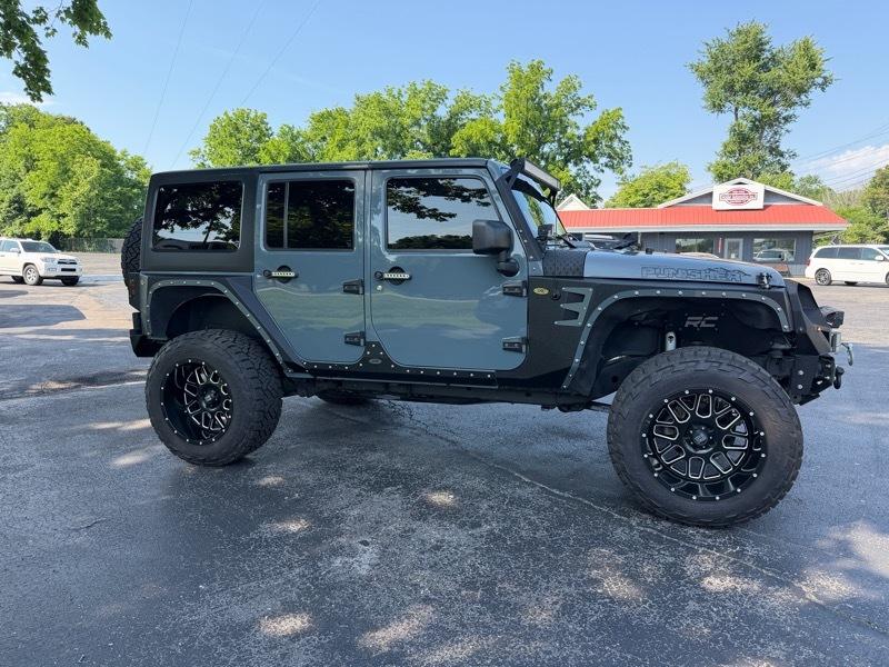 Jeep Wrangler Unlimited Sahara 4WD 2015