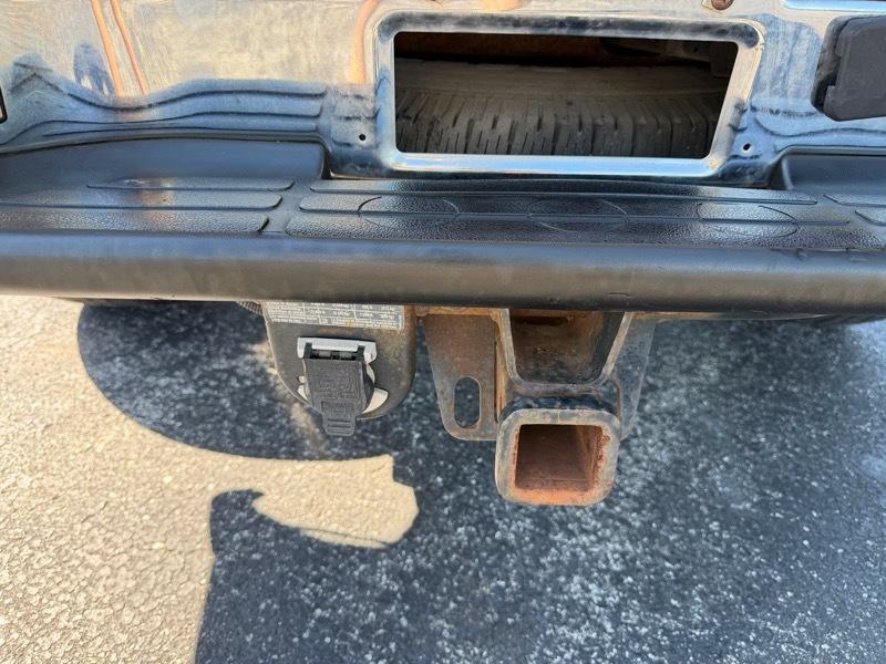 GMC Sierra 1500 SLE Short Bed 4WD 2004