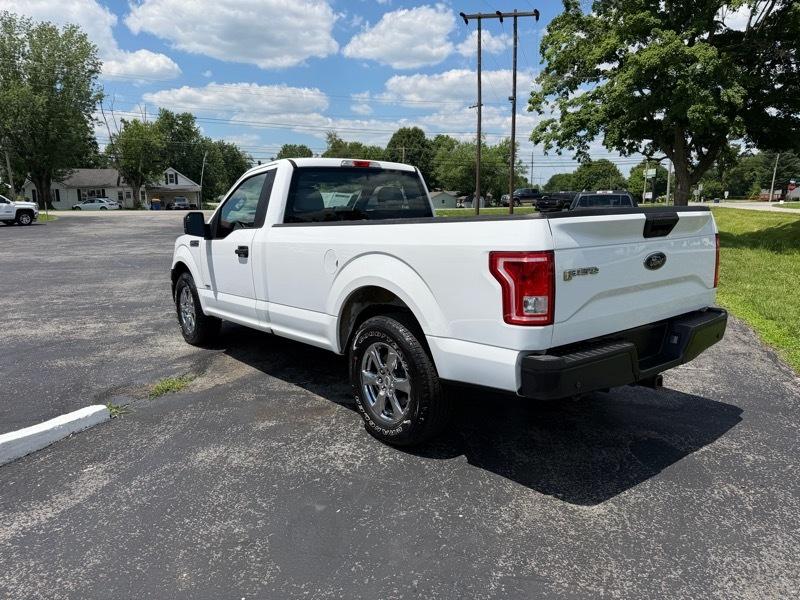 Ford F-150 XL 8-ft. Bed 2WD 2016