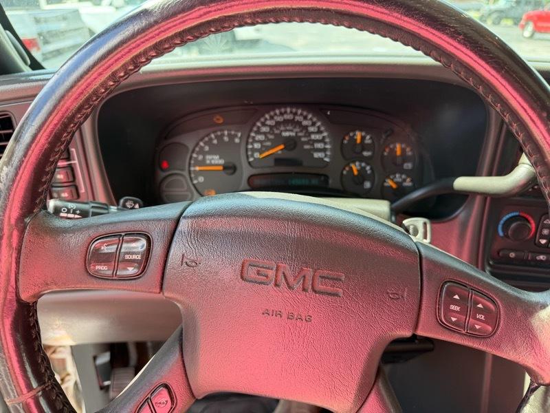 GMC Sierra 1500 Ext. Cab Short Bed 4WD 2005