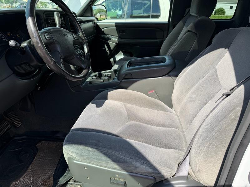 GMC Sierra 1500 Ext. Cab Short Bed 4WD 2005