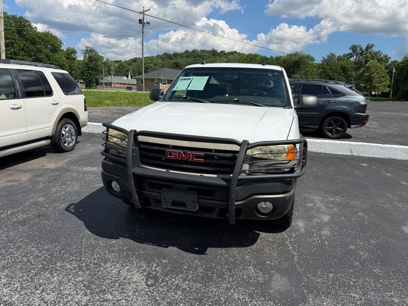 GMC Sierra 1500 Ext. Cab Short Bed 4WD 2005