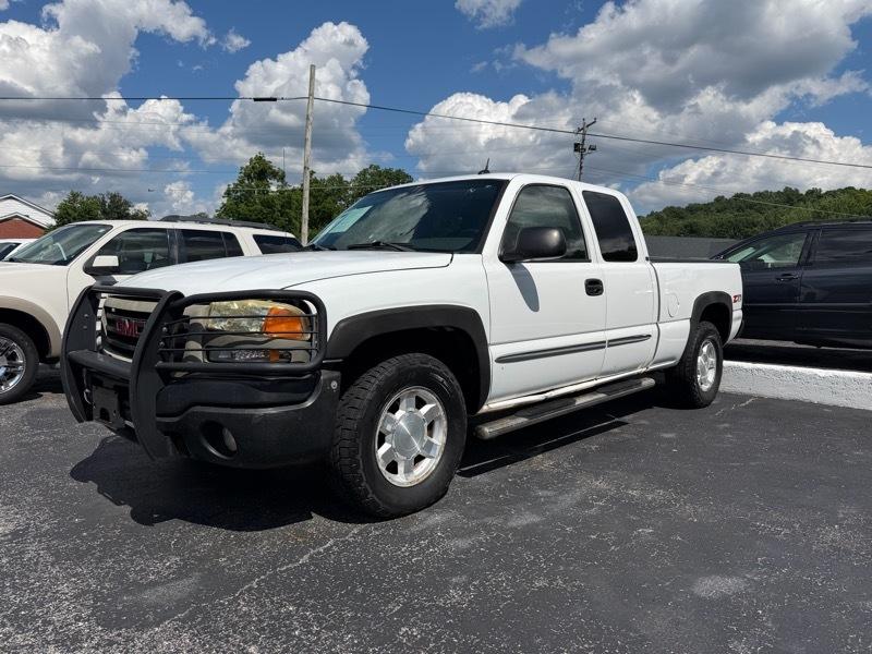 GMC Sierra 1500 Ext. Cab Short Bed 4WD 2005