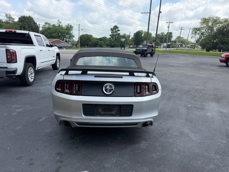 Ford Mustang V6 Convertible 2014