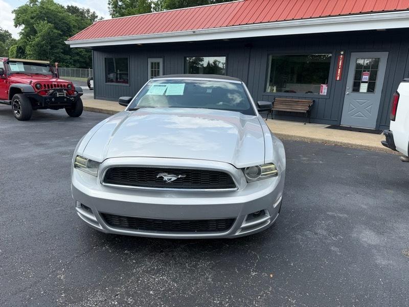 Ford Mustang V6 Convertible 2014