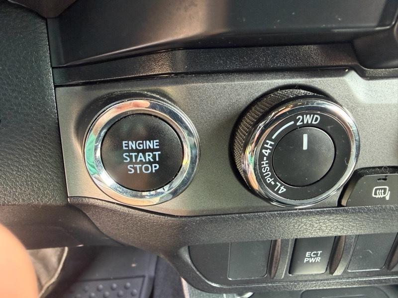 Toyota Tacoma  2020