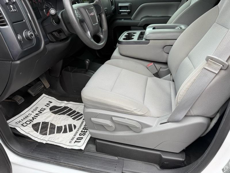 GMC Sierra 2500HD Base Long Box 4WD 2015