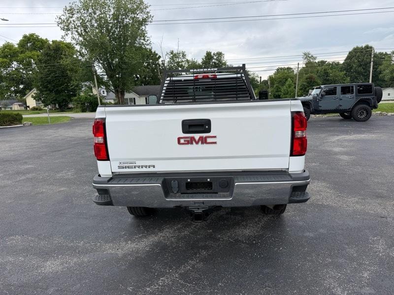 GMC Sierra 2500HD Base Long Box 4WD 2015