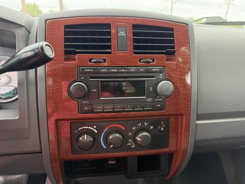 Dodge Dakota SLT Club Cab 2WD 2005