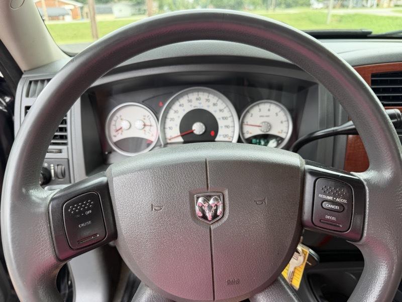 Dodge Dakota SLT Club Cab 2WD 2005