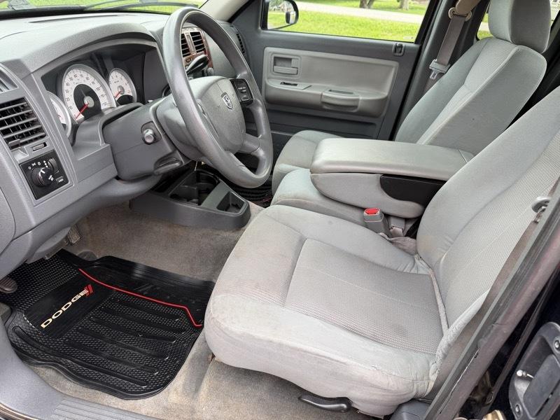 Dodge Dakota SLT Club Cab 2WD 2005