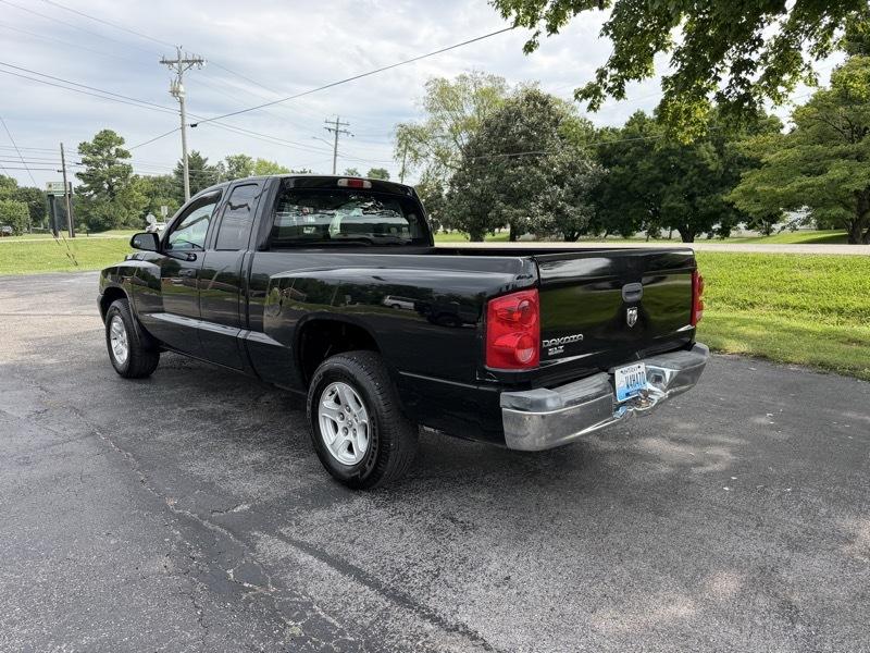 Dodge Dakota SLT Club Cab 2WD 2005