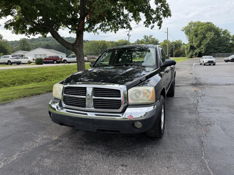 Dodge Dakota SLT Club Cab 2WD 2005