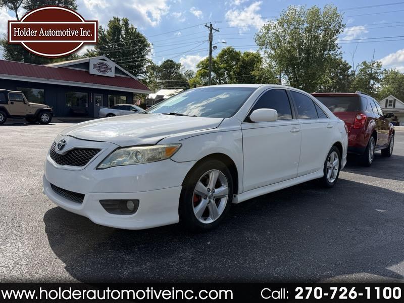 Toyota Camry SE 6-Spd AT 2011