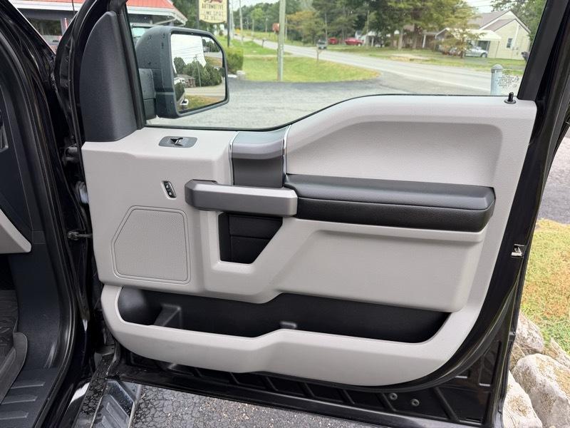 Ford F-150 XLT SuperCrew 5.5-ft. Bed 4WD 2019
