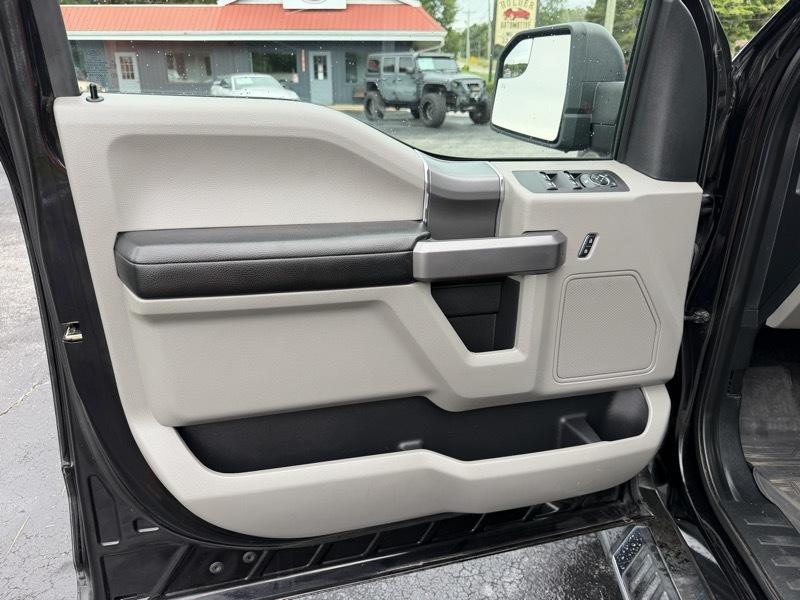Ford F-150 XLT SuperCrew 5.5-ft. Bed 4WD 2019