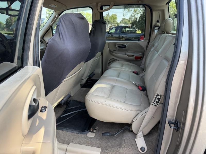 Ford F-150 Lariat SuperCrew 4WD 2003