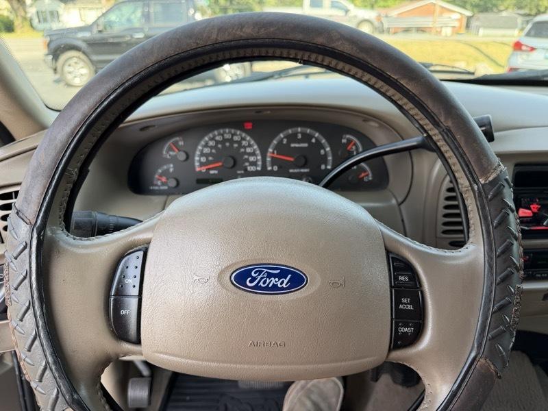 Ford F-150 Lariat SuperCrew 4WD 2003