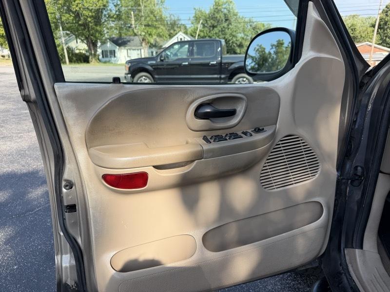 Ford F-150 Lariat SuperCrew 4WD 2003