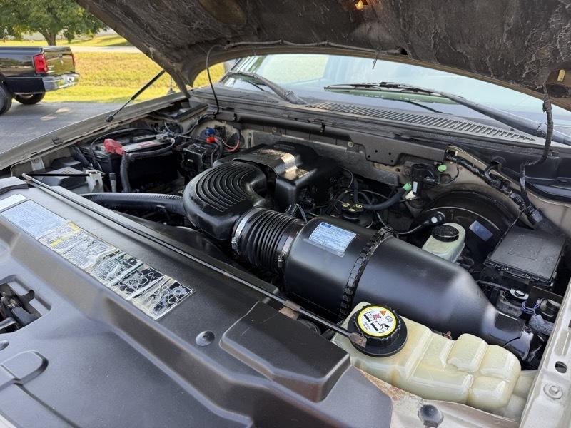 Ford F-150 Lariat SuperCrew 4WD 2003