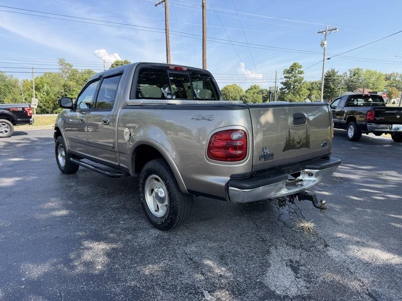Ford F-150 Lariat SuperCrew 4WD 2003