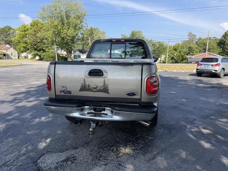 Ford F-150 Lariat SuperCrew 4WD 2003