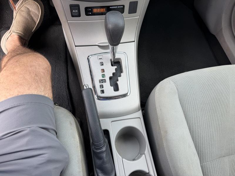 Toyota Corolla LE 2011