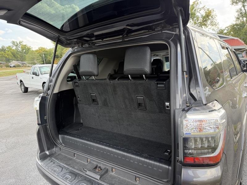 Toyota 4Runner Limited 4WD V6 2015
