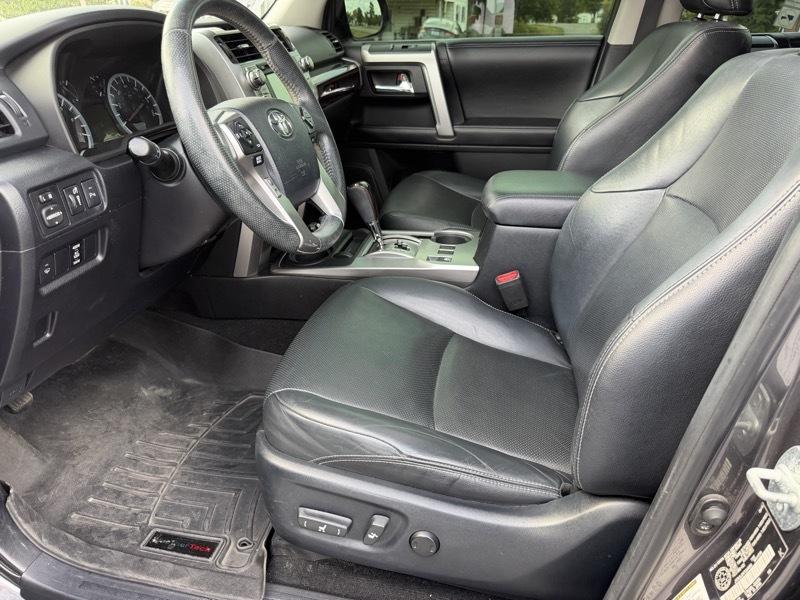 Toyota 4Runner Limited 4WD V6 2015