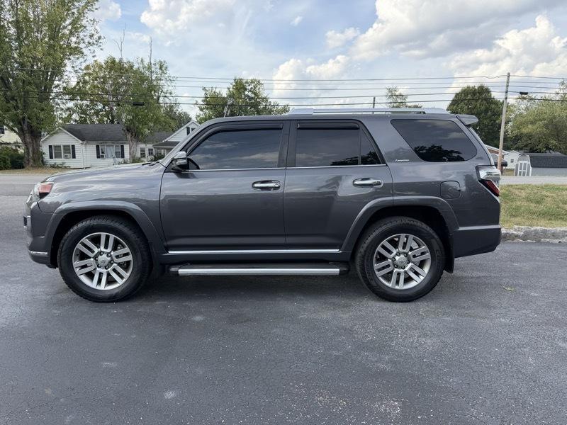 Toyota 4Runner Limited 4WD V6 2015