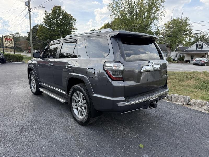 Toyota 4Runner Limited 4WD V6 2015