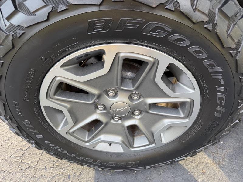 Jeep Wrangler Unlimited Sport 4WD 2013