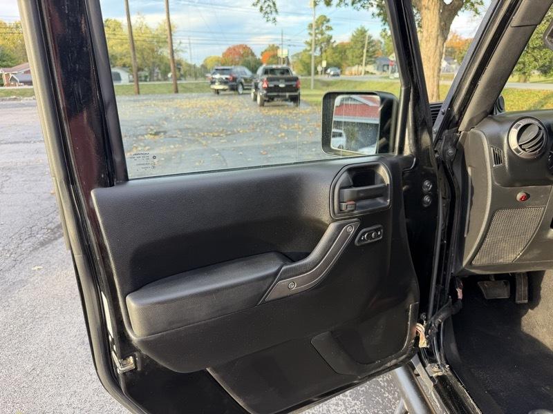 Jeep Wrangler Unlimited Sport 4WD 2013