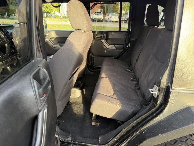 Jeep Wrangler Unlimited Sport 4WD 2013
