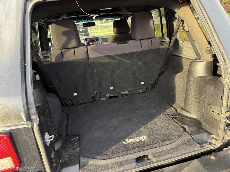 Jeep Wrangler Unlimited Sport 4WD 2013