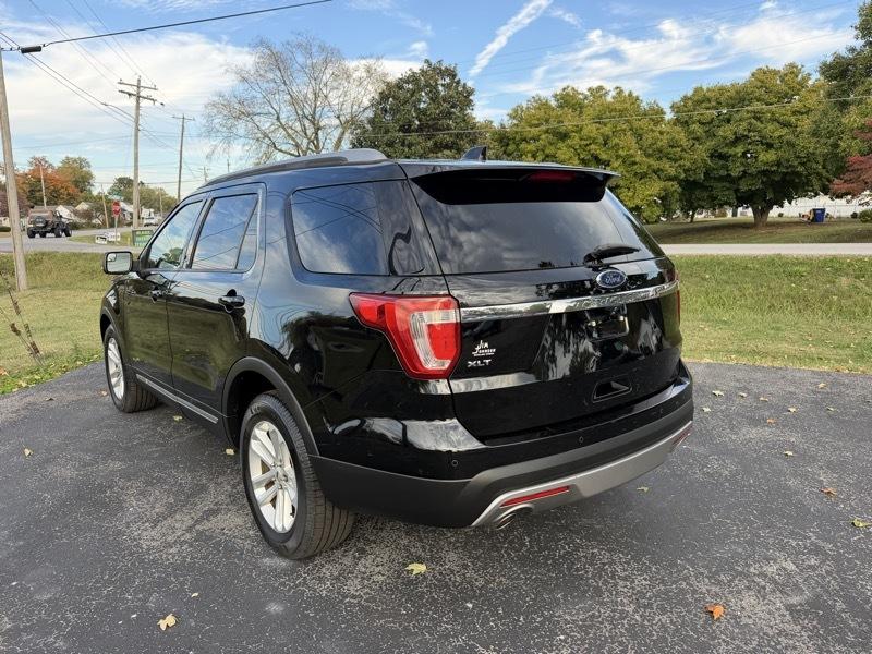 Ford Explorer XLT FWD 2017