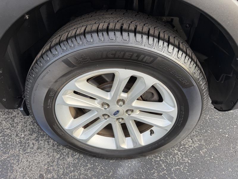 Ford Explorer XLT FWD 2017