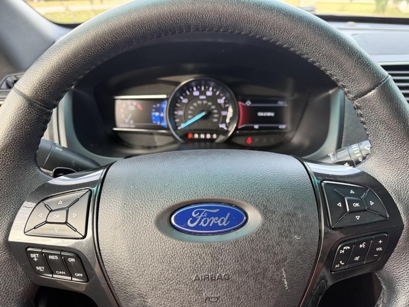 Ford Explorer XLT FWD 2017