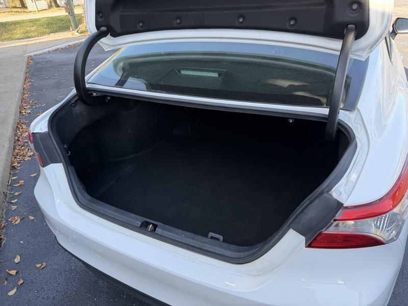 Toyota Camry SE 2020