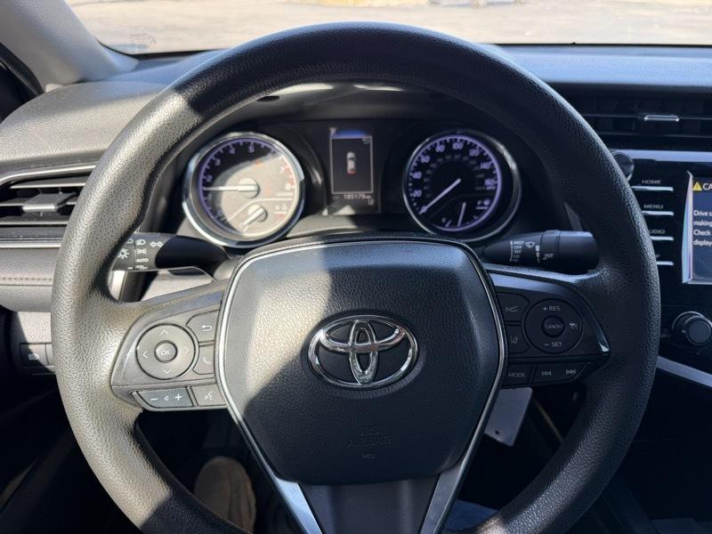 Toyota Camry SE 2020
