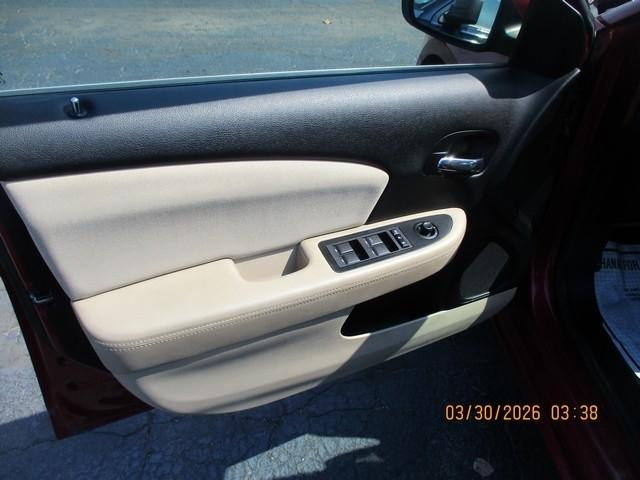 Chrysler 200 Limited 2012