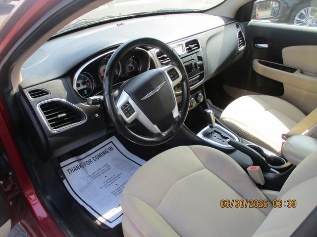 Chrysler 200 Limited 2012