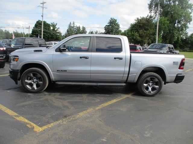 RAM 1500 Big Horn Crew Cab SWB 4WD 2021