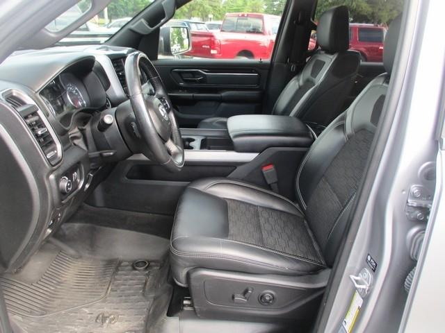 RAM 1500 Big Horn Crew Cab SWB 4WD 2021