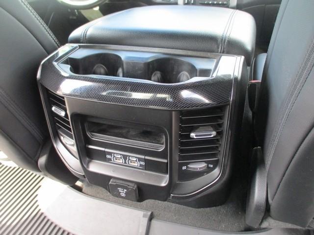 RAM 1500 Big Horn Crew Cab SWB 4WD 2021