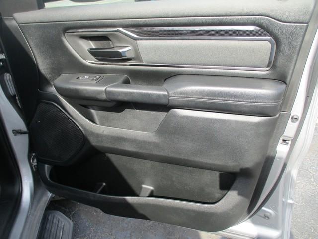 RAM 1500 Big Horn Crew Cab SWB 4WD 2021