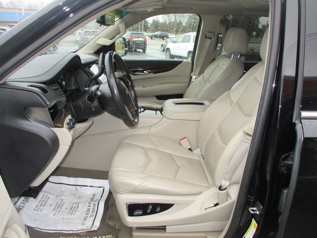 Cadillac Escalade Luxury 4WD 2018