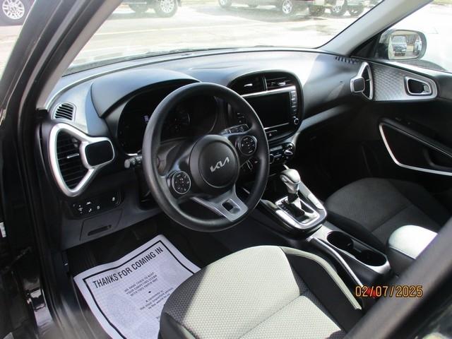Kia Soul LX CVT 2022